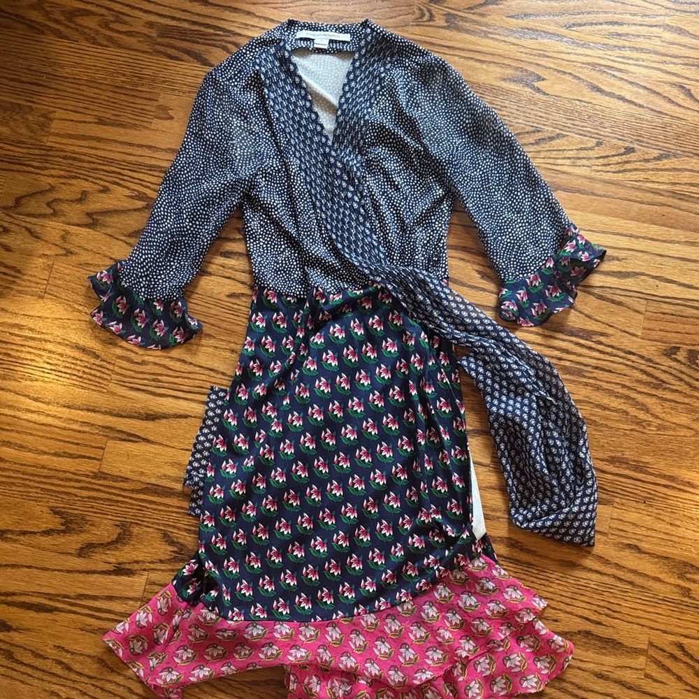 Diane Von Furstenberg Black and Pink Midi Dress